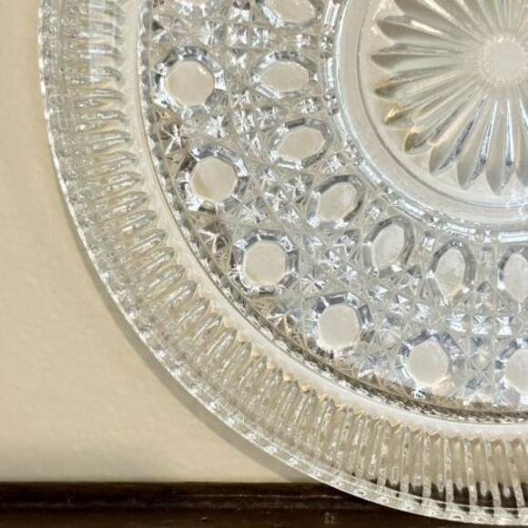 Vintage 1950 Wexford glass designed 9 in platter serve-ware party platter - Picture 4 of 5